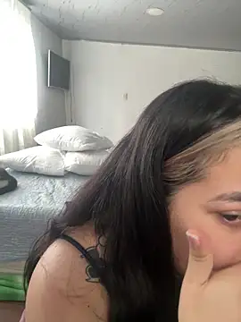 aliensexy online show from February 10, 2026, 9:03 pm