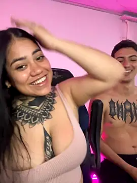 Snapshot of aliensexy chatting on October 18, 2025, 1:18 am aliensexy online show from October 18, 2025, 1:18 am