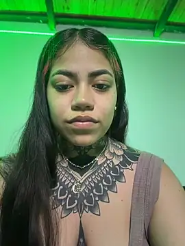Snapshot of aliensexy chatting on July 1, 2026, 11:38 pm aliensexy online show from July 1, 2026, 11:38 pm