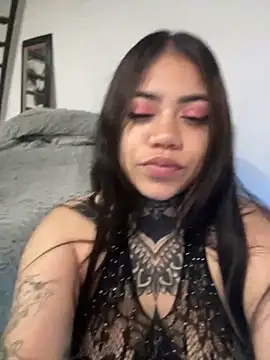 Snapshot of aliensexy chatting on March 22, 2025, 6:22 am aliensexy online show from March 22, 2025, 6:22 am