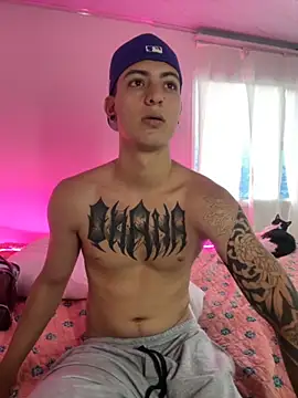 Snapshot of aliensexy chatting on September 25, 2025, 10:27 pm aliensexy online show from September 25, 2025, 10:27 pm