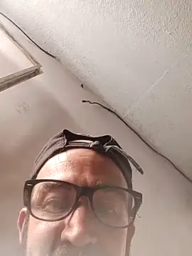 jmliimonsito online show from March 16, 2025, 2:11 pm