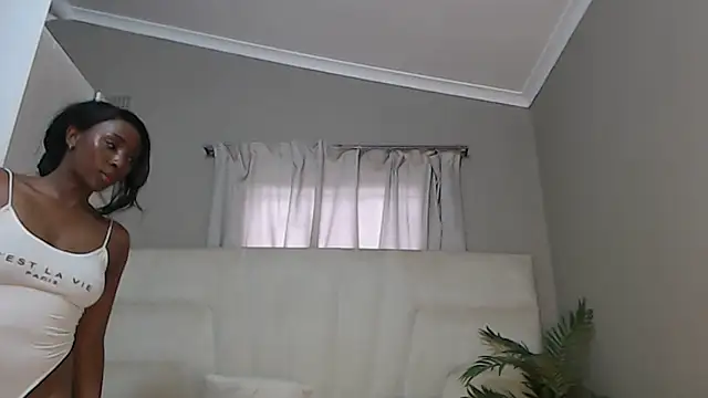 naughtyblackdolie online show from February 19, 2025, 8:22 am