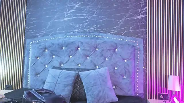 diosagolden online show from December 18, 2025, 8:34 pm