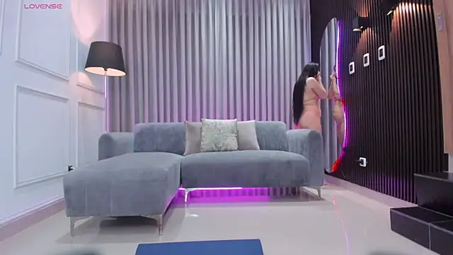 Anna parkker  online show from February 10, 2026, 7:24 pm