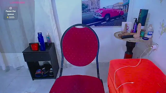 Snapshot of AntonetteBigCock chatting on September 10, 2025, 4:39 pm AntonetteBigCock online show from September 10, 2025, 4:39 pm