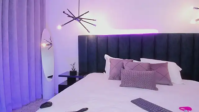 alaia7h online show from April 18, 2026, 7:58 pm