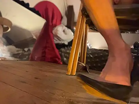 alexheels boots online show from April 13, 2026, 7:18 pm