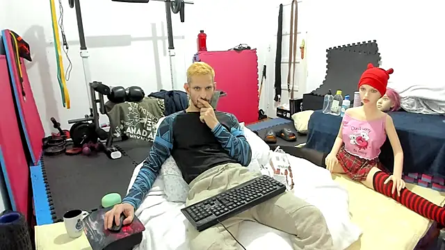 Samurayjiu online show from November 12, 2025, 4:33 pm