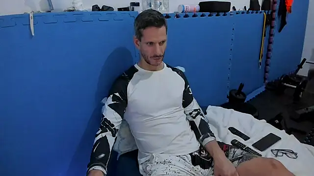 Samurayjiu online show from September 30, 2025, 9:43 pm