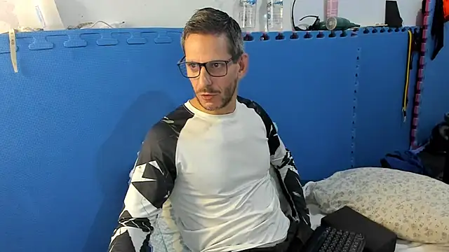 Samurayjiu online show from September 29, 2025, 11:43 pm