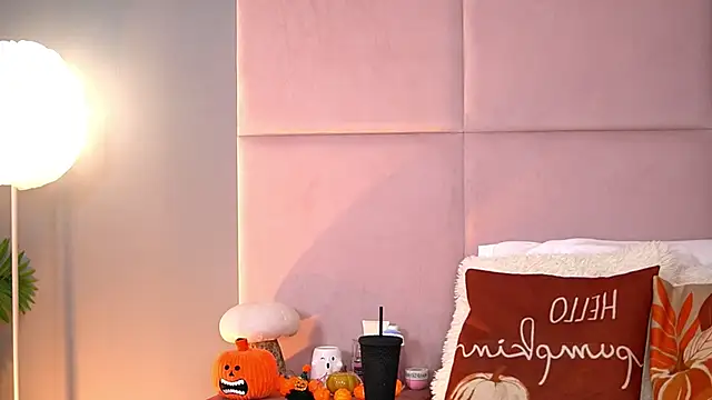 AlmaLuv online show from November 14, 2025, 5:00 am