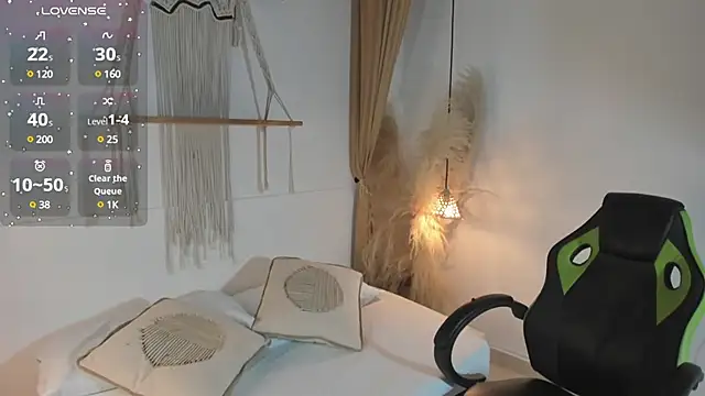 violetta mendoza  online show from February 20, 2025, 2:07 am