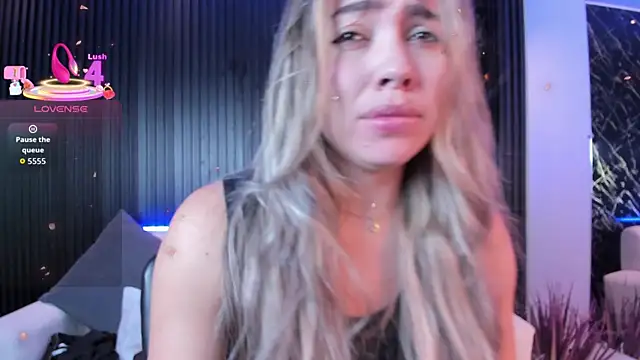 Alessia Taylorr online show from October 2, 2025, 11:46 am