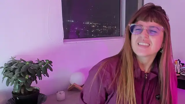 tekila   online show from April 15, 2026, 12:27 am