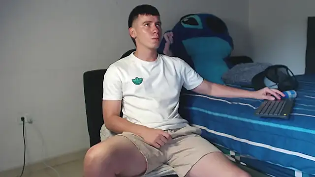 harry greg21 online show from November 3, 2025, 2:42 pm