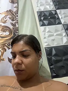 Indiazinhax online show from March 4, 2026, 9:33 pm