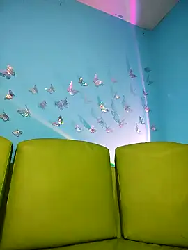 evelyn prince1 online show from March 18, 2026, 2:26 am