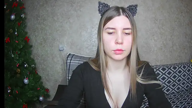 ElllaNuar online show from January 30, 2025, 4:27 am