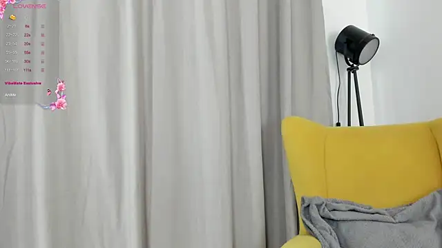 miissblonde online show from November 28, 2025, 3:07 am