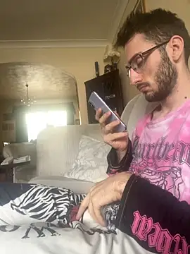 Snapshot of EE123458 chatting on September 12, 2025, 1:11 pm EE123458 online show from September 12, 2025, 1:11 pm