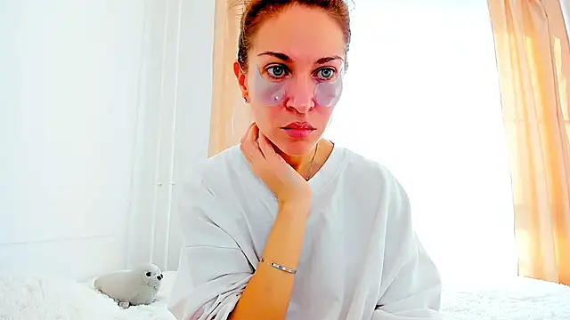 Mona Cruz online show from February 26, 2025, 6:19 am