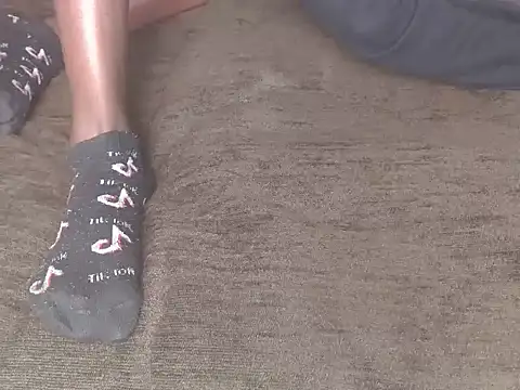 ChErRyanDchOcO online show from October 1, 2025, 9:14 am