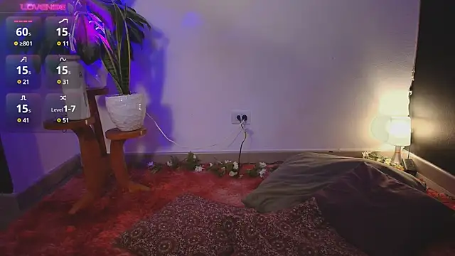 ValenGray online show from March 16, 2025, 2:21 am