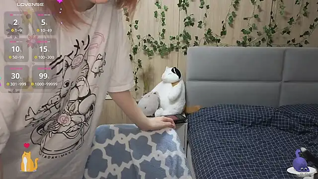 HermioneHHH online show from February 27, 2025, 7:04 pm