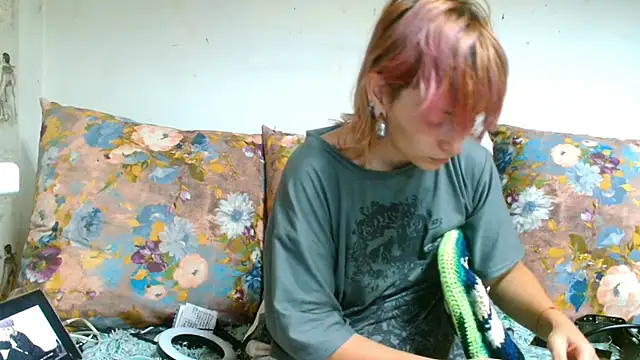 Snapshot of Sophie_Bell chatting on July 13, 2026, 6:07 pm Sophie Bell online show from July 13, 2026, 6:07 pm