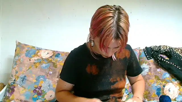 Snapshot of Sophie_Bell chatting on July 10, 2026, 6:41 pm Sophie Bell online show from July 10, 2026, 6:41 pm