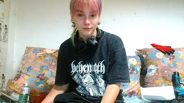 Snapshot of Sophie_Bell chatting on June 14, 2026, 7:26 pm Sophie Bell online show from June 14, 2026, 7:26 pm