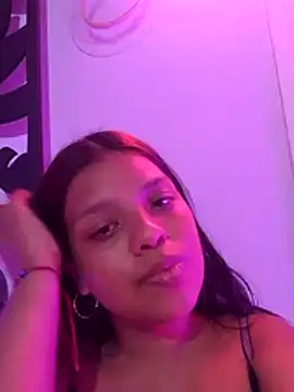 your little naughty1 online show from November 30, 2025, 9:59 pm