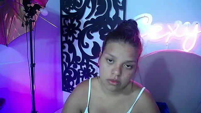 your little naughty1 online show from November 16, 2025, 10:57 pm