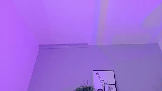 KendalMilleer online show from October 8, 2025, 10:17 am