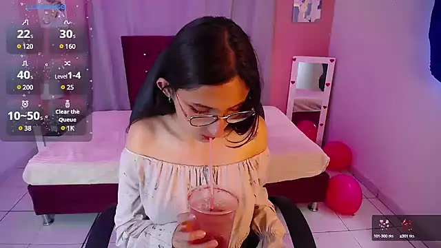 princess foxxxy online show from February 28, 2025, 7:56 pm