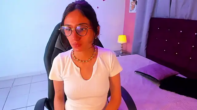 princess foxxxy online show from March 13, 2025, 10:21 pm