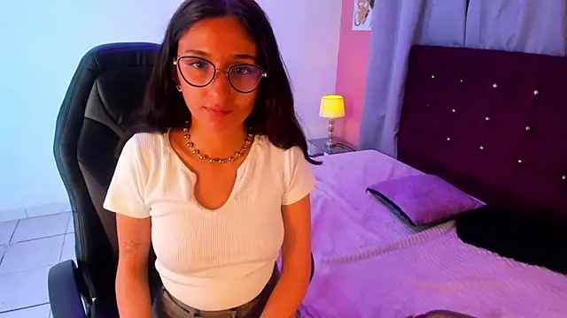 princess foxxxy online show from March 14, 2025, 1:37 am