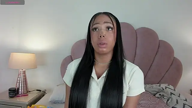 Nicole Paradise online show from September 11, 2025, 12:49 pm