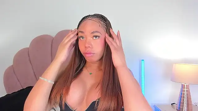 Nicole Paradise online show from January 12, 2026, 12:45 pm