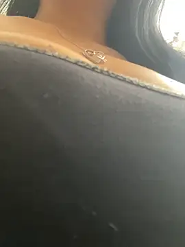 emma  cute   online show from October 18, 2025, 11:56 am