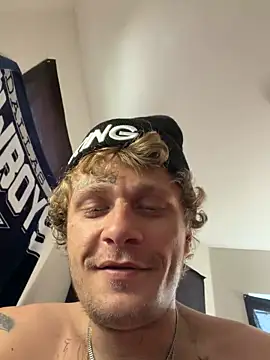 SpAzZ1234 online show from April 27, 2026, 5:33 pm