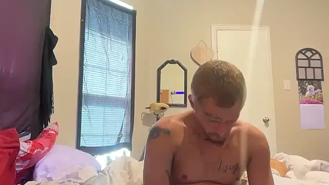 Snapshot of SpAzZ1234 chatting on September 8, 2025, 5:01 pm SpAzZ1234 online show from September 8, 2025, 5:01 pm