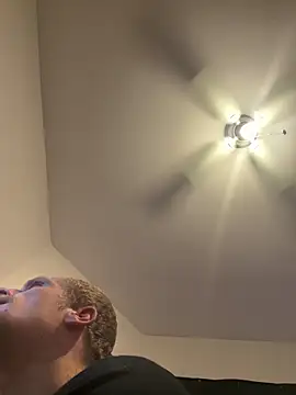 Snapshot of SpAzZ1234 chatting on September 25, 2025, 1:22 am SpAzZ1234 online show from September 25, 2025, 1:22 am