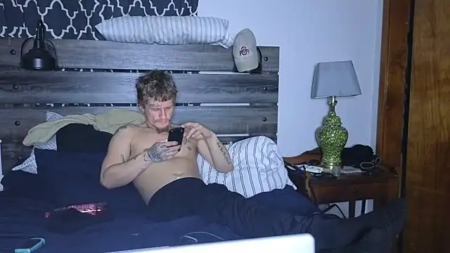 SpAzZ1234 online show from February 4, 2026, 6:52 am