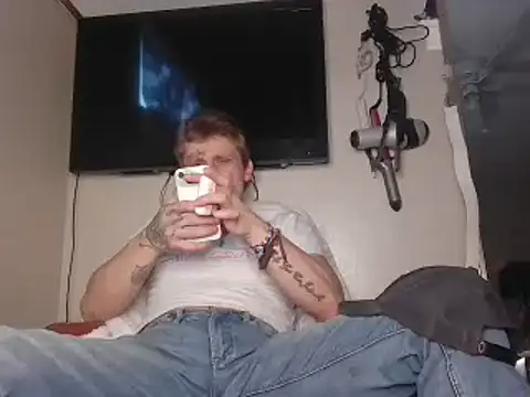 Snapshot of SpAzZ1234 chatting on March 7, 2025, 8:22 pm SpAzZ1234 online show from March 7, 2025, 8:22 pm