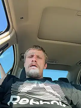 Snapshot of SpAzZ1234 chatting on October 28, 2025, 6:29 pm SpAzZ1234 online show from October 28, 2025, 6:29 pm