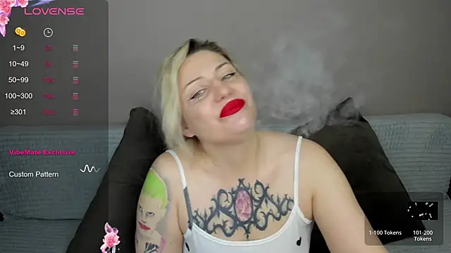 Snapshot of fucking_punishment chatting on February 11, 2025, 10:47 am fucking punishment online show from February 11, 2025, 10:47 am