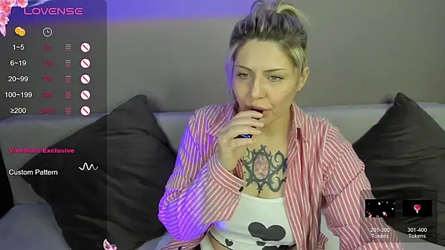 Snapshot of fucking_punishment chatting on February 9, 2025, 10:09 am fucking punishment online show from February 9, 2025, 10:09 am