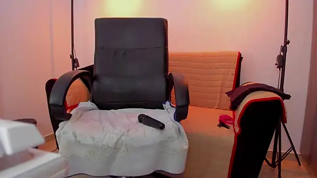 cloy baby   online show from March 14, 2025, 3:15 am